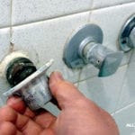 allthumbsdiy-plumbing-repair-bathtub-faucet-header-fl